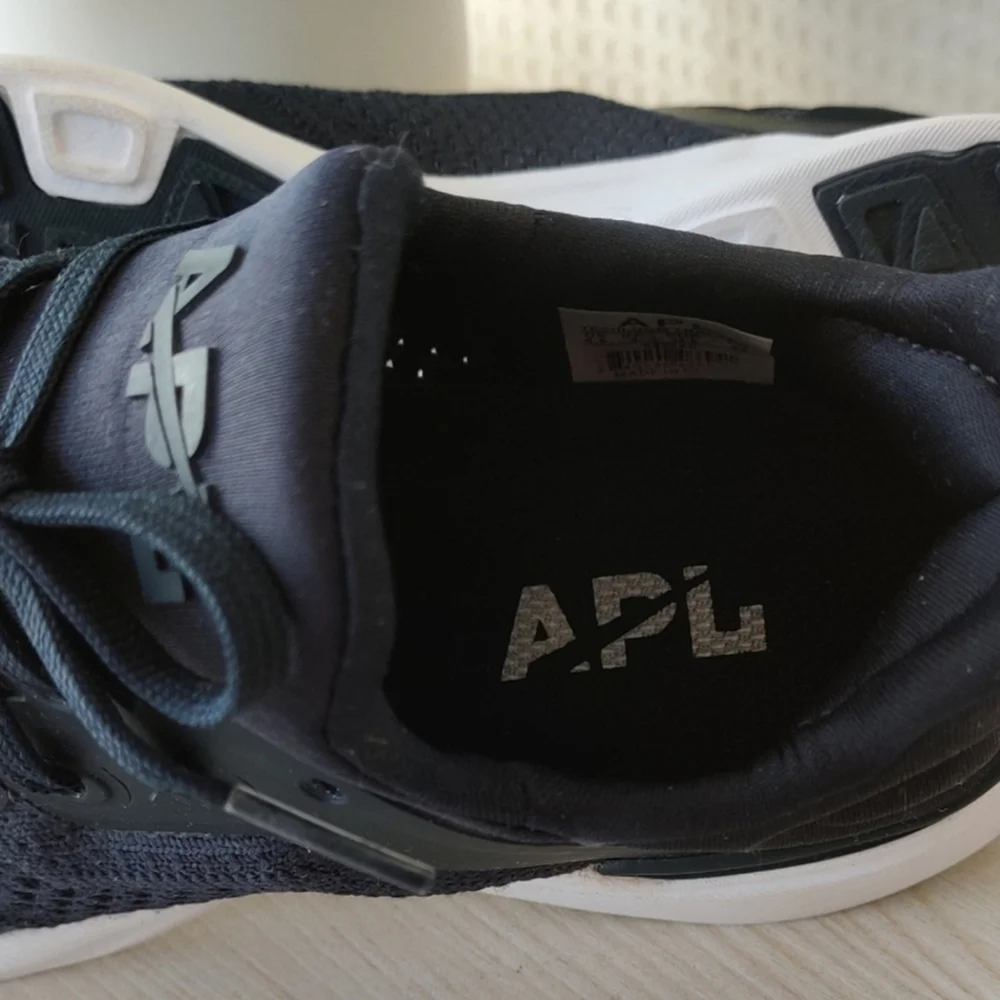 APL Techloom Tracer Women's Training Shoe Navy Size 6.5
